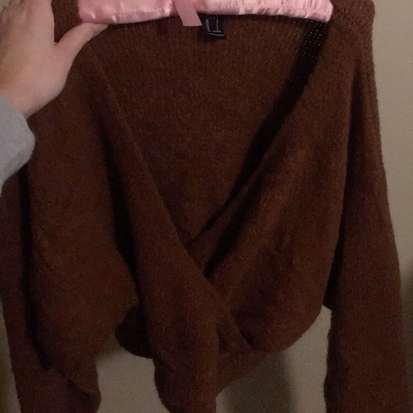 Forever 21 Sweater - Picture 2 of 3